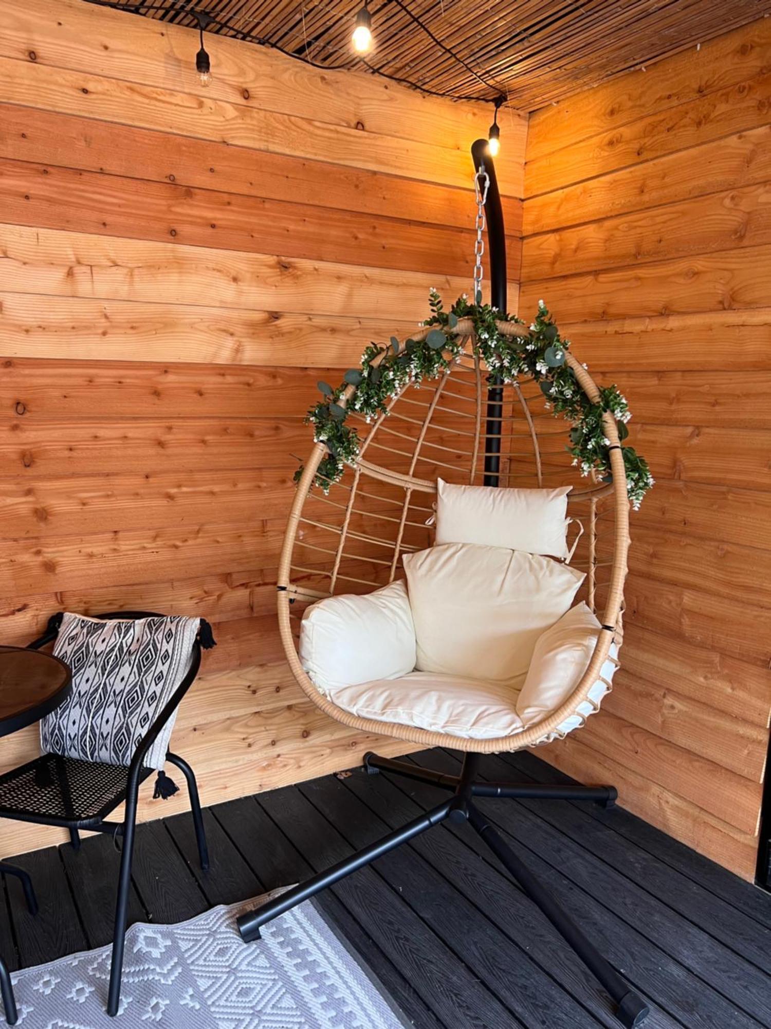 Luxury Courtyard Studio In Llangollen Εξωτερικό φωτογραφία